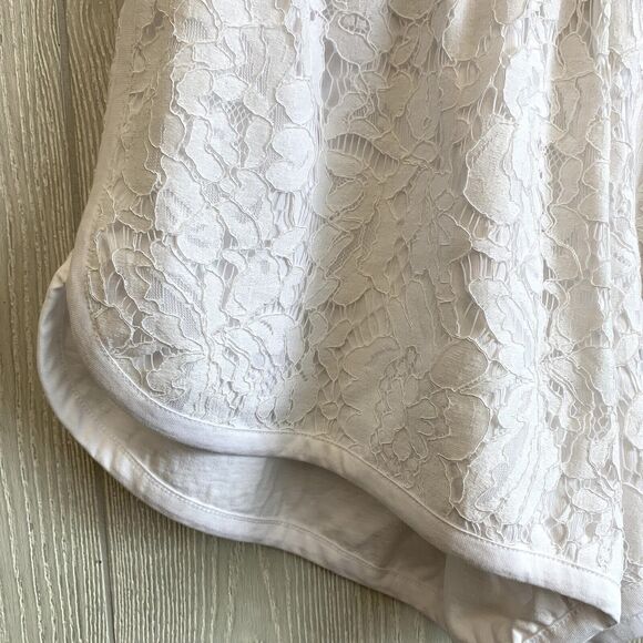 GENERATION LOVE Shorts White Lace Small NWOT - Picture 2 of 5